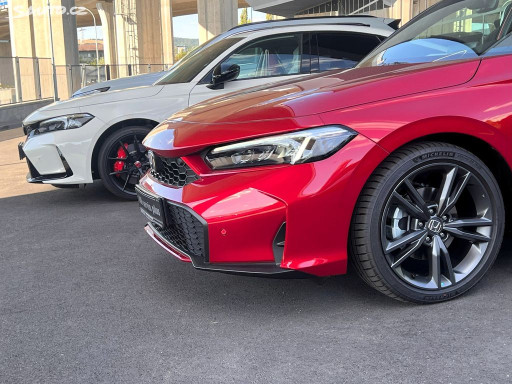 Honda Civic 2.0e:HEV Sport