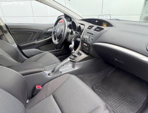 Honda Civic 1.8i-VTEC Elegance X