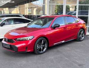 Honda Civic 2.0e:HEV Sport
