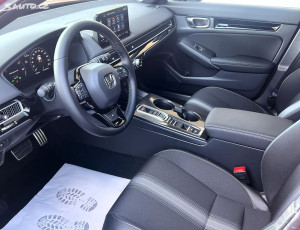 Honda Civic 2.0e:HEV Sport