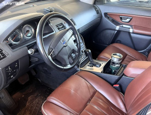 Volvo XC90 2.4 D5 AWD 1.majitel