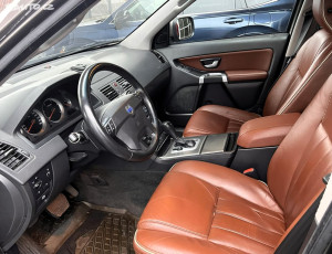Volvo XC90 2.4 D5 AWD 1.majitel