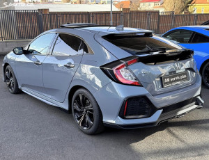 Honda Civic 1.5i-VTEC Prestige CVT