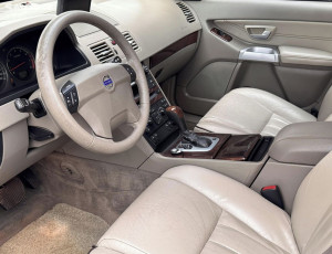 Volvo XC90 4.4 V8