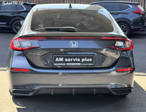 Honda Civic 2.0e:HEV Elegance