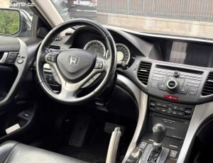 Honda Accord 2.0i-VTEC Executive AT