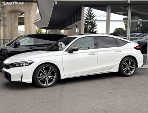 Honda Civic 2.0e:HEV Advance
