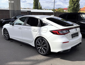 Honda Civic 2.0e:HEV Elegance