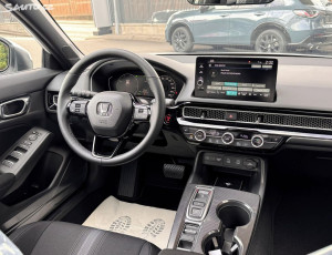 Honda Civic 2.0e:HEV Elegance