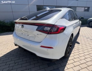Honda Civic 2.0e:HEV Sport
